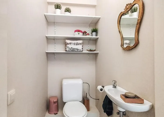 Amazing In With Wifi Apartment