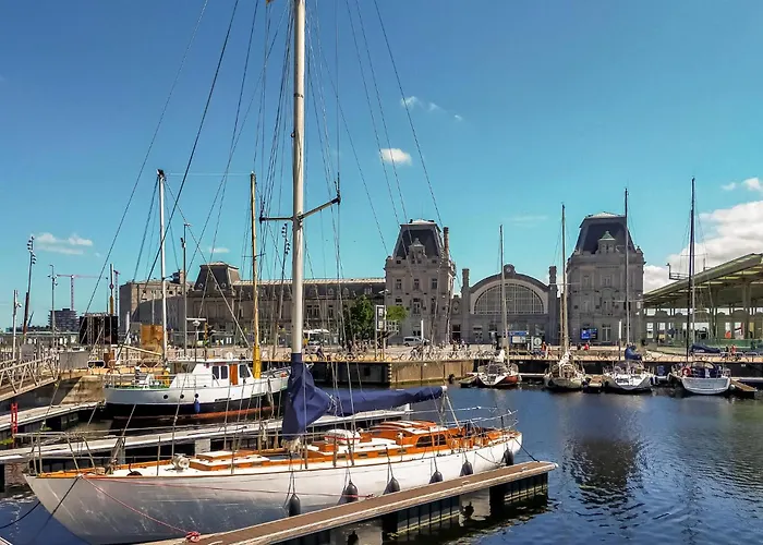 Amazing In With Wifi Apartment